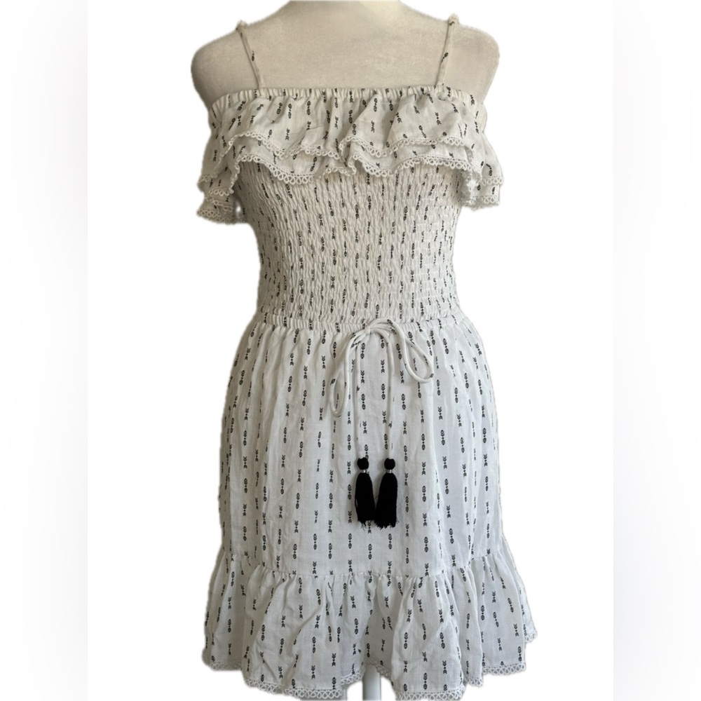 Lost+wander Juniors’ Off-the-Shoulder Tiered White Dress